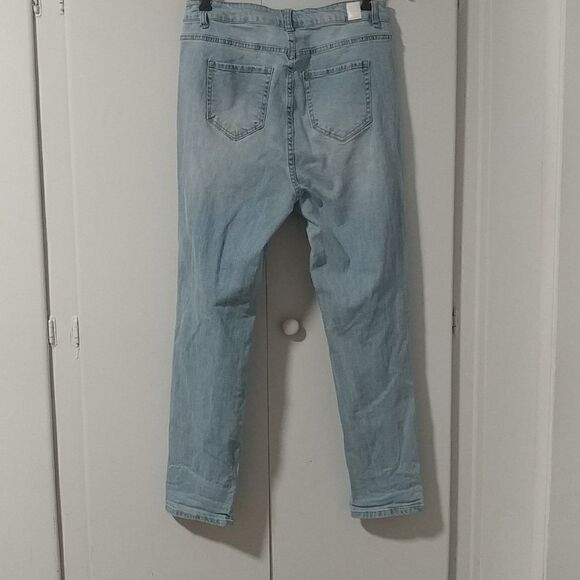 Forever 21+ Jeans - Picture 5 of 5